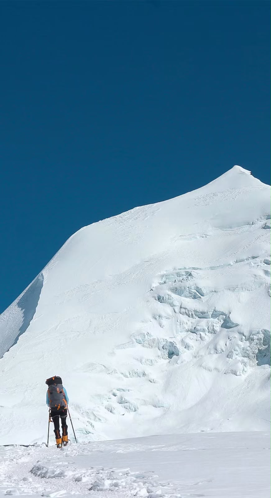 BREAKING: Massive avalanche strikes Himlung Himal base camp; at least 10 missing